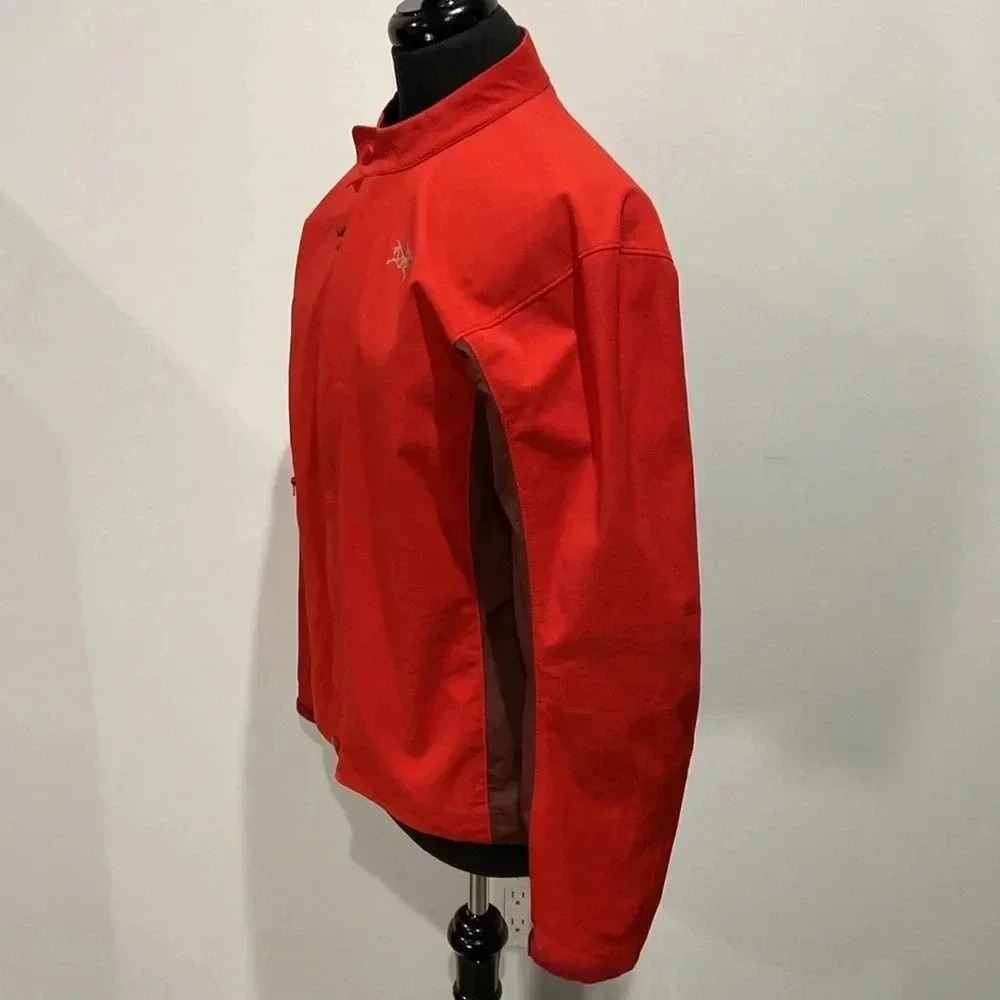 ARC’TERYX |  Light Jacket - Picture 2 of 8